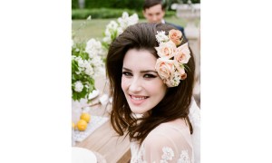 Julie-Corbet-Hairdresser-and-Make-Up-artist-Julie-Corbet-Hairdresser-Stylemepretty1   